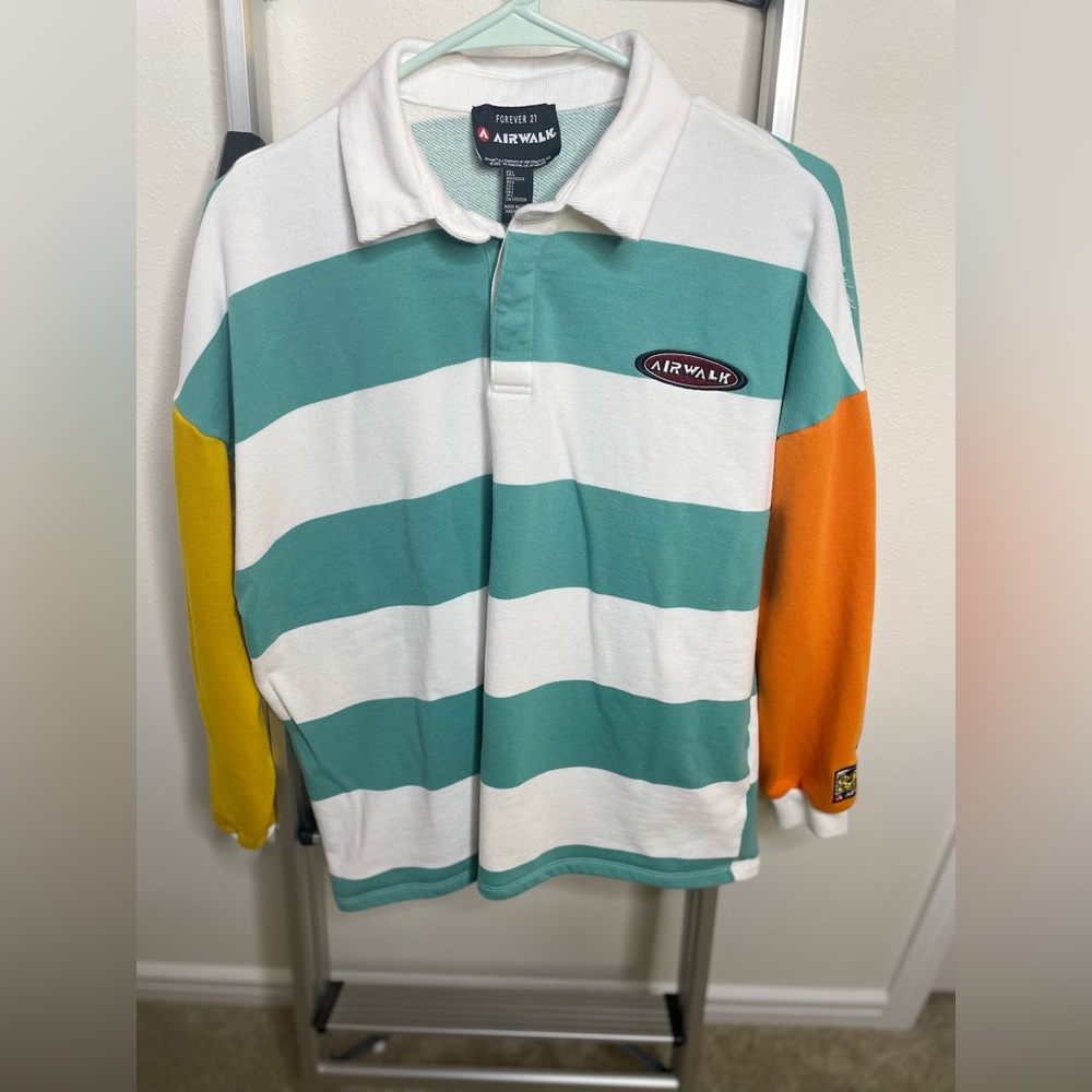 Airwalk color block rugby shirt in great used condition